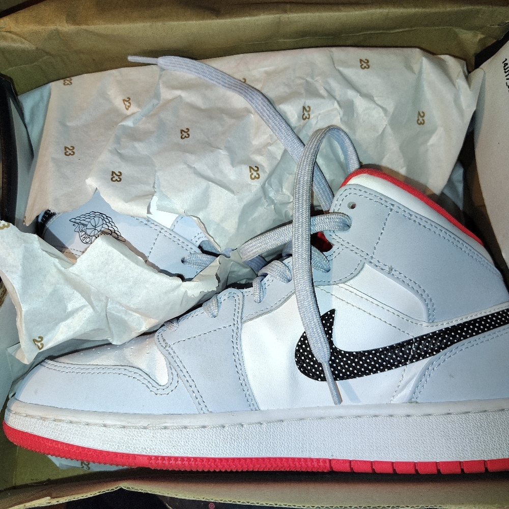 Air Jordan boys shoes